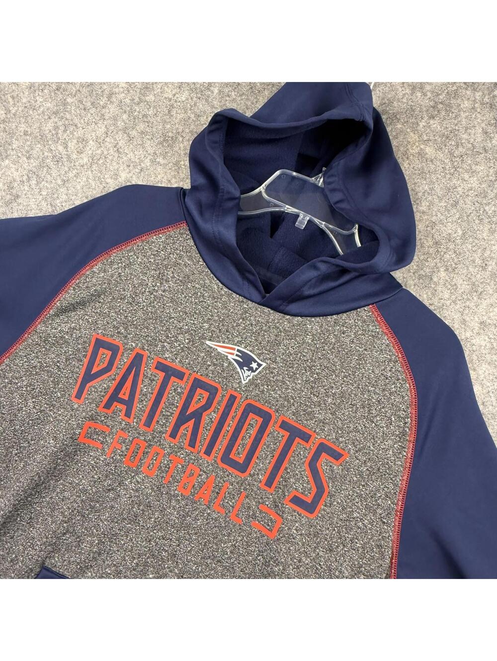 NFL New England Patriots Hoodie Fleece Lining Gray Navy Blue Size Medium EUC 503